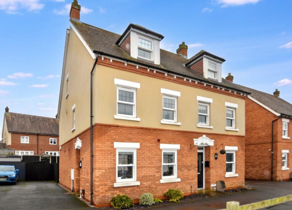 Hebbes Close KEMPSTON